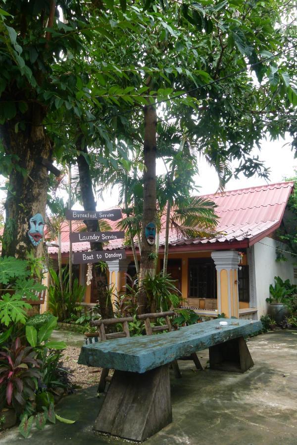 Khamphouy Guesthouse Champasak Exterior foto
